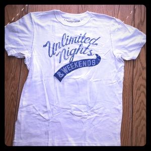 *Rare A&F muscle tee